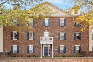 298 Town Park Dr Unit 202, Advance, NC 27006