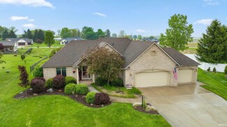 2102 Hunters Ct, Auburn, IN 46706
