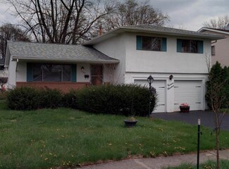 1300 Cranwood Square N, Columbus, OH 43229