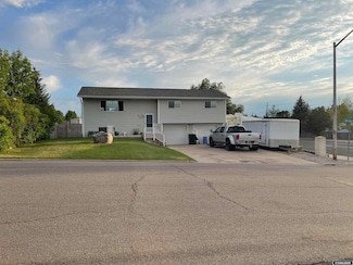 479 Twin Ridge Ave, Evanston, WY 82930
