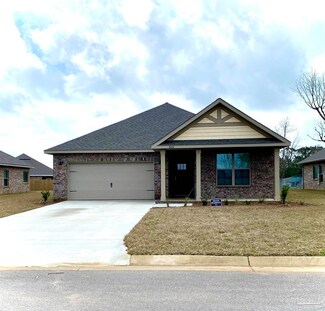8424 Twenty One Oaks Ln, Bellview, FL 32526