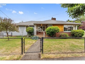 8510 SE Ash St, Portland, OR 97216