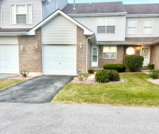 22933 Westwind Dr Unit 11, Richton Park, IL 60471