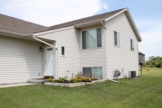 2017 Nighthawk Ln, Sauk City, WI 53583