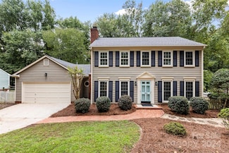 923 Somersby Ln, Matthews, NC 28105