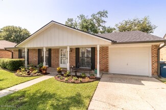 204 Strasbourg Dr, Lafayette, LA 70506