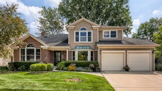 4301 N Cottonwood Trail, Hoffman Estates, IL 60192