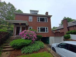 77 Forest St Unit 2, Medford, MA 02155