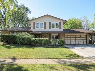 231 Charlotte Ln, Bolingbrook, IL 60440