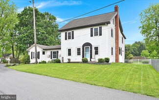 18 Alden Ln, Lebanon, PA 17042