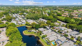 8170 Hampton Wood Dr, Boca Raton, FL 33433