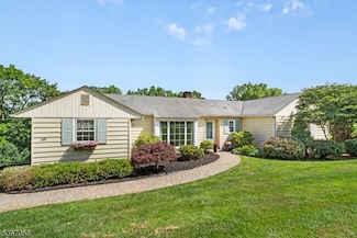 69 Newton Ave, Sussex, NJ 07461