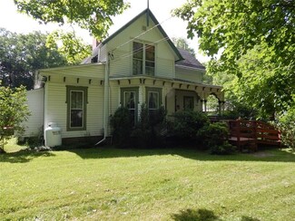 8028 S Main St, Springwater, NY 14560