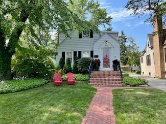 664 Broadview Ave, Highland Park, IL 60035