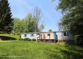 24 Gooserun Rd, Tunkhannock, PA 18657