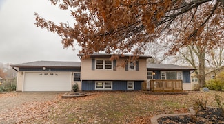 35399 Margurite Ln, Paw Paw, MI 49079