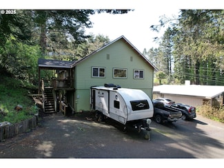 94191 Seaview Ln, Gold Beach, OR 97444