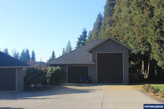 5365 Radell Dr SE, Salem, OR 97317