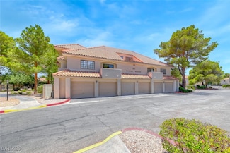 2605 S Durango Dr Unit 202, Las Vegas, NV 89117