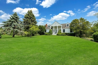 2850 Reeve Rd, Mattituck, NY 11952