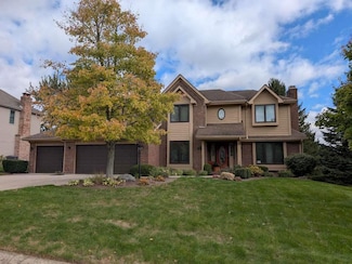 1537 Hunters Pointe Dr, Richmond, IN 47374