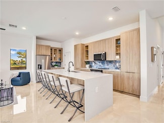 3405 W Gator Cir, Cape Coral, FL 33909
