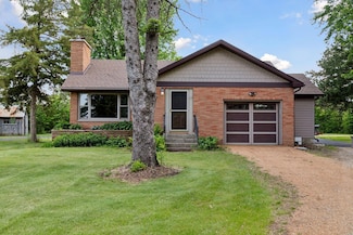 14530 Jonathan Carver Pkwy, Carver, MN 55315