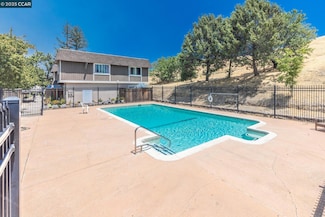 1366 Callen St Unit B, Vacaville, CA 95688