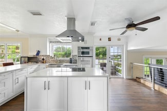 16530 Royal Poinciana Ct, Weston, FL 33326