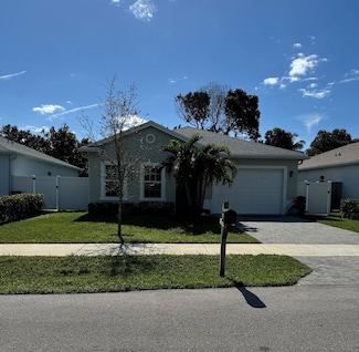 370 Reigle Ave, Delray Beach, FL 33444