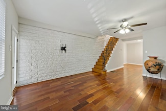 2326 E Hazzard St, Philadelphia, PA 19125