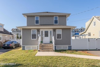 7 Elmwood Ave, West Long Branch, NJ 07764