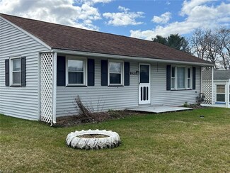 330 Steubenville Rd SE, Carrollton, OH 44615