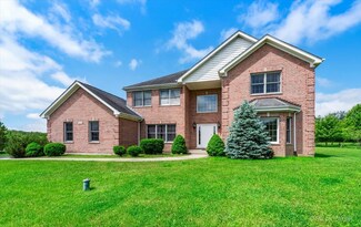 2611 Wynncrest Dr, Long Grove, IL 60047