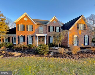 26 Pheasant Run Rd, New Hope, PA 18938