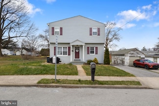 232 N Main St, Manchester, PA 17345