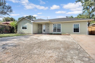 2919 Cochran St, Houston, TX 77009