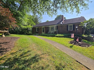 1210 Riverview Dr, Elizabethton, TN 37643