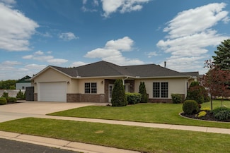 106 9th Ave SE, Kasson, MN 55944