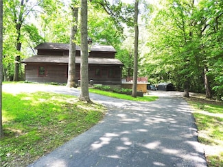 7130 Meeker Rd, Dayton, OH 45414