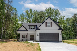 5005 Oconee Dr, Stanley, NC 28164