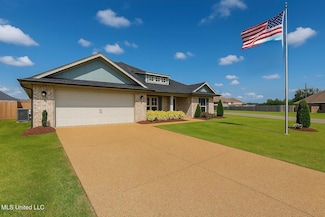 3374 Oodie Ln, Southaven, MS 38672
