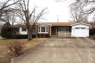 904 N Grant St, Desloge, MO 63601
