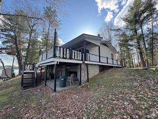131 Elvira Dr, Crystal Falls, MI 49920