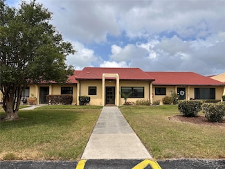 1214 56th St W, Bradenton, FL 34209