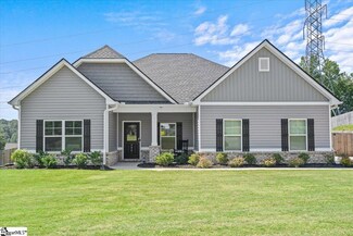 740 Walnut Acres Dr, Roebuck, SC 29376