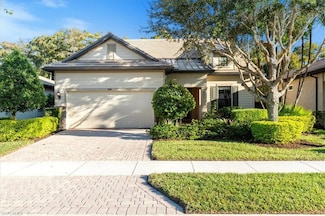 9418 Greyhawk Trail, Naples, FL 34120