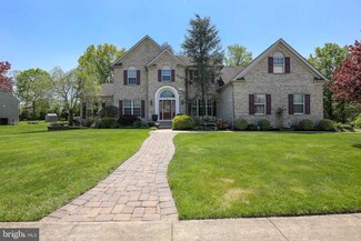 6 Emerson Ln, Hainesport, NJ 08036