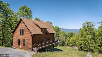 267 Tomahawk Ln, Edinburg, VA 22824