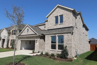 107 Trillium St, Oak Point, TX 75068